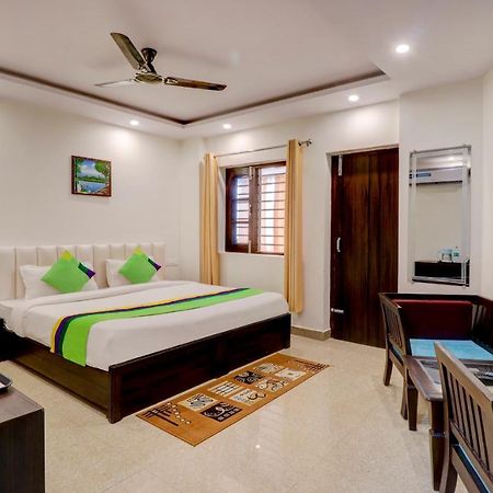 רישיקש Itsy Hotels Nv, Tapovan מראה חיצוני תמונה